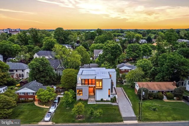 1459 DEWBERRY CT, Mclean, VA 22101