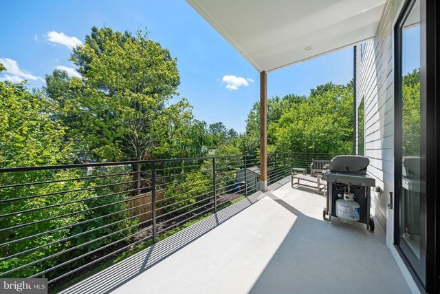 1459 DEWBERRY CT, Mclean, VA 22101