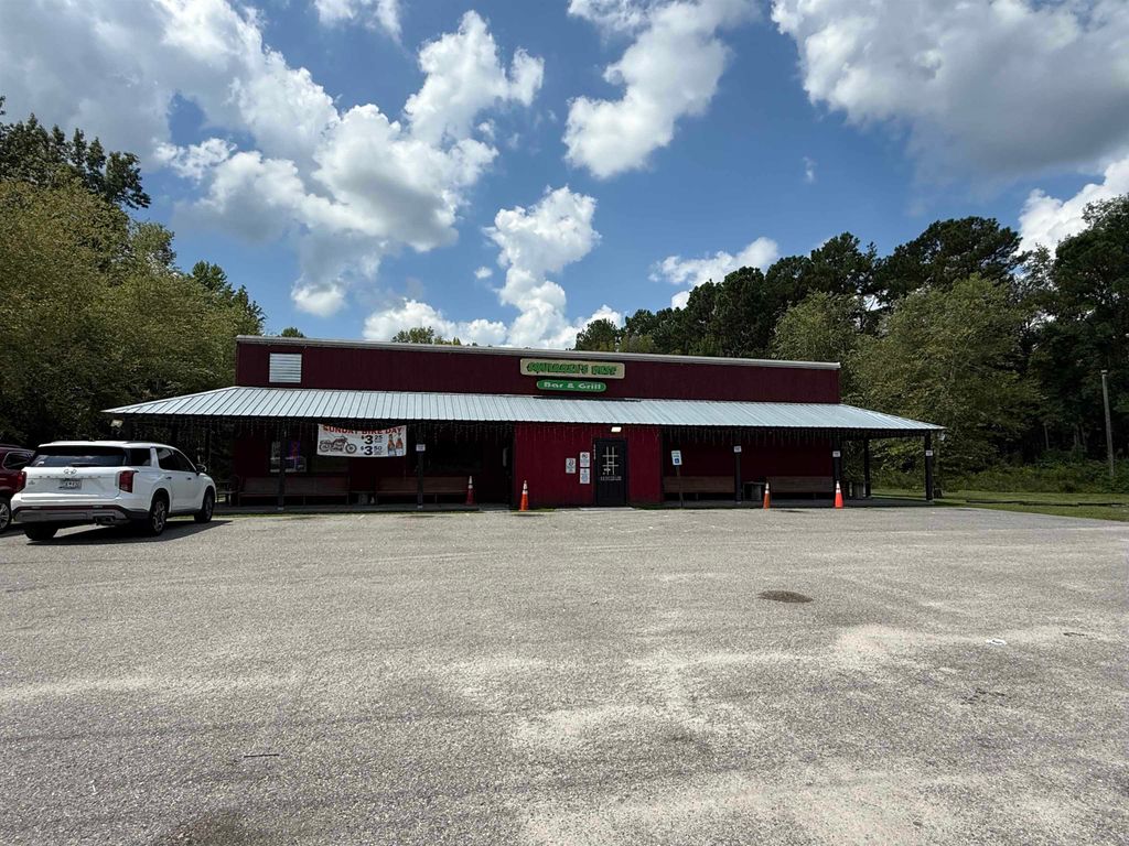 3450 E. Highway 9 Business, Loris, SC 29569 — exterior