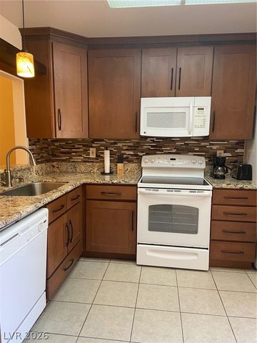 2741 SUNGOLD Drive, Las Vegas, NV 89134