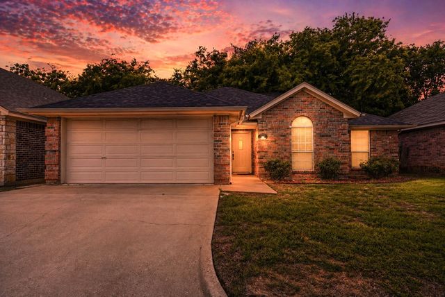 1723 Sully Court, Stephenville, TX 76401
