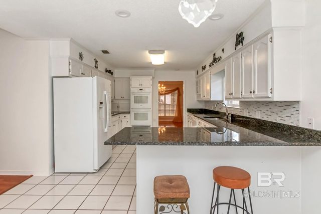 1200 Hillcrest Crossing, Mobile, AL 36695