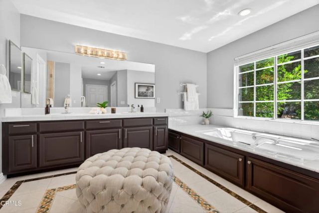 4706 Castle Road, La Canada Flintridge, CA 91011