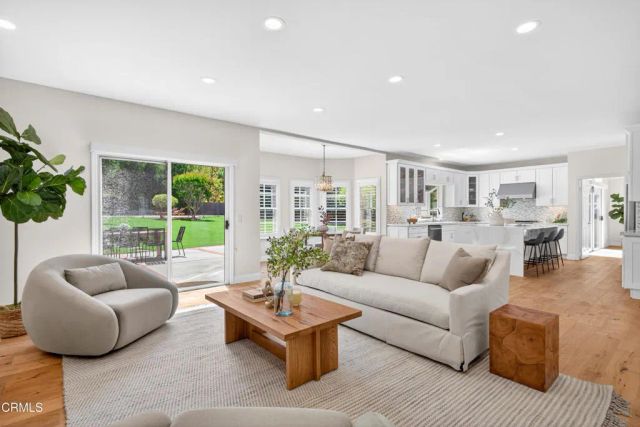4706 Castle Road, La Canada Flintridge, CA 91011
