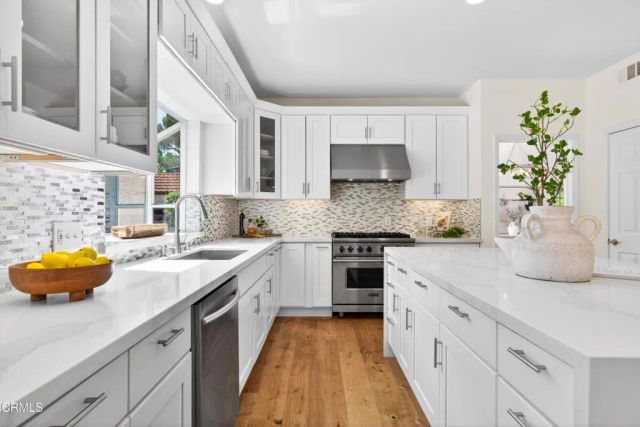 4706 Castle Road, La Canada Flintridge, CA 91011