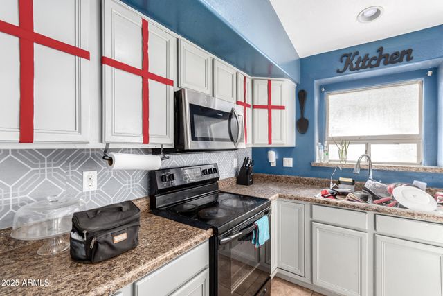 17412 N GATUN Avenue, Maricopa, AZ 85139