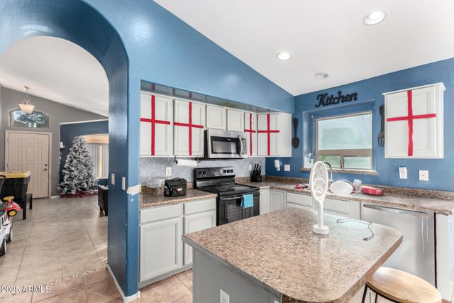 17412 N GATUN Avenue, Maricopa, AZ 85139