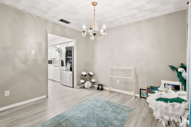 214 S Alexander Avenue, Duncanville, TX 75116