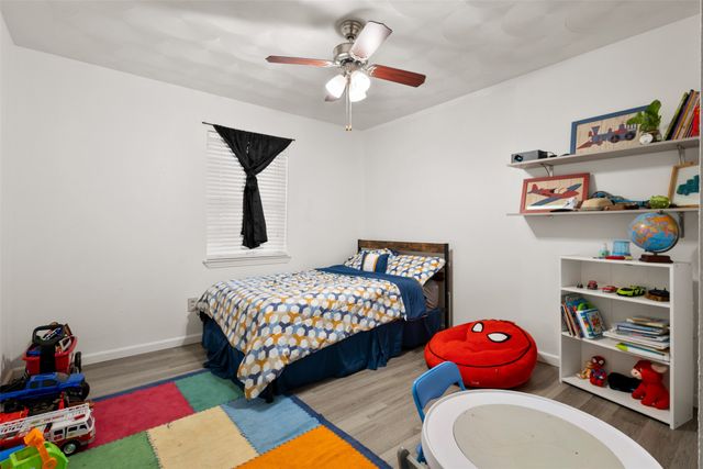 214 S Alexander Avenue, Duncanville, TX 75116