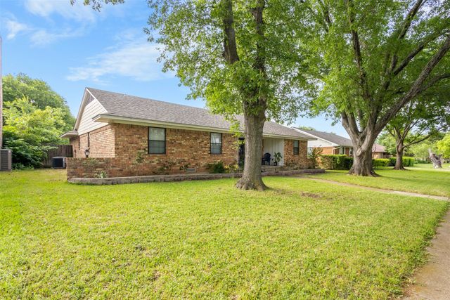 214 S Alexander Avenue, Duncanville, TX 75116