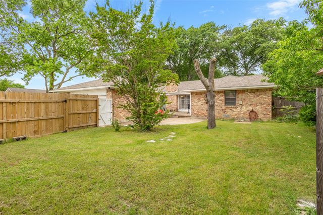 214 S Alexander Avenue, Duncanville, TX 75116