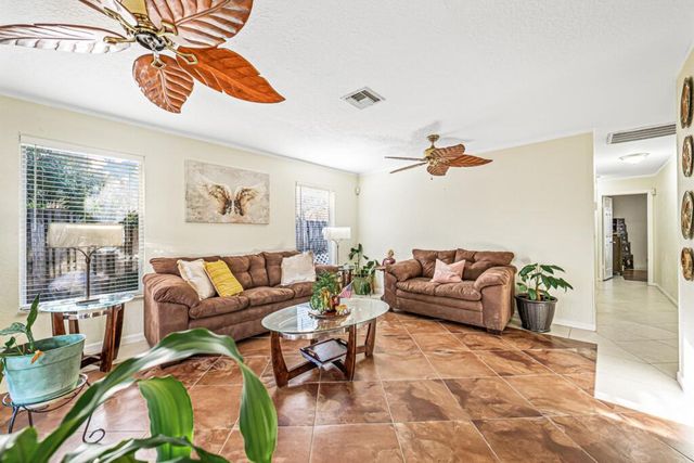 1242 Wyndcliff Drive, Wellington, FL 33414