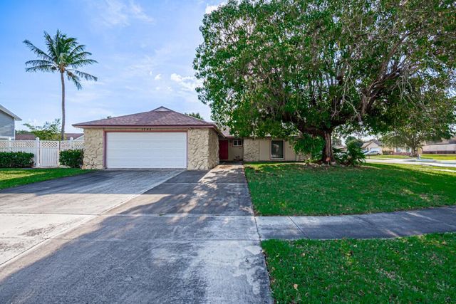 1242 Wyndcliff Drive, Wellington, FL 33414