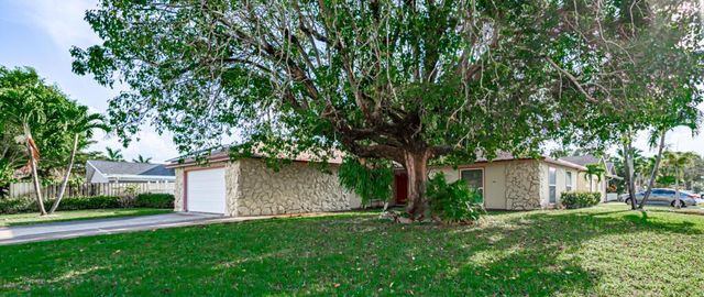 1242 Wyndcliff Drive, Wellington, FL 33414