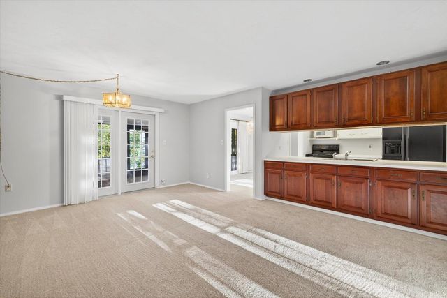 1529 E Dunstan Drive, Bloomington, IN 47401