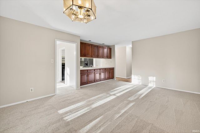 1529 E Dunstan Drive, Bloomington, IN 47401