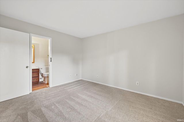 1529 E Dunstan Drive, Bloomington, IN 47401