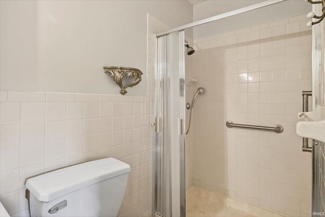1529 E Dunstan Drive, Bloomington, IN 47401