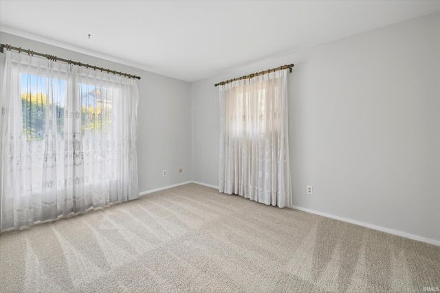 1529 E Dunstan Drive, Bloomington, IN 47401