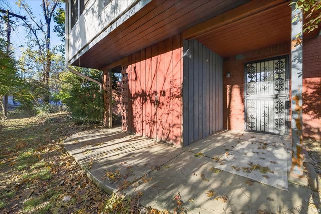 1529 E Dunstan Drive, Bloomington, IN 47401