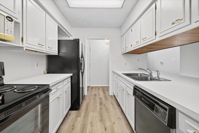 1529 E Dunstan Drive, Bloomington, IN 47401