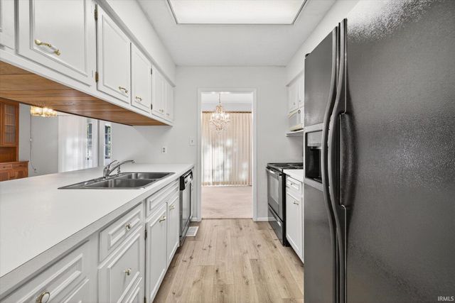 1529 E Dunstan Drive, Bloomington, IN 47401