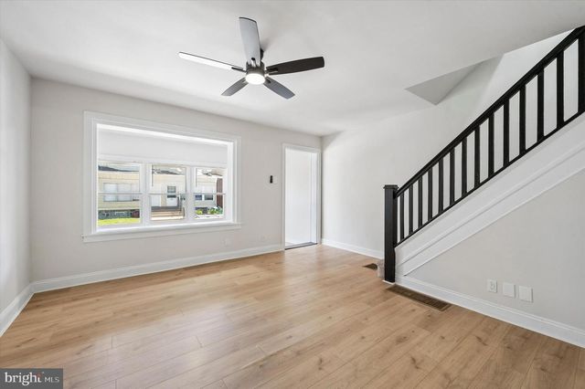 2510 S CARROLL ST, Philadelphia, PA 19142