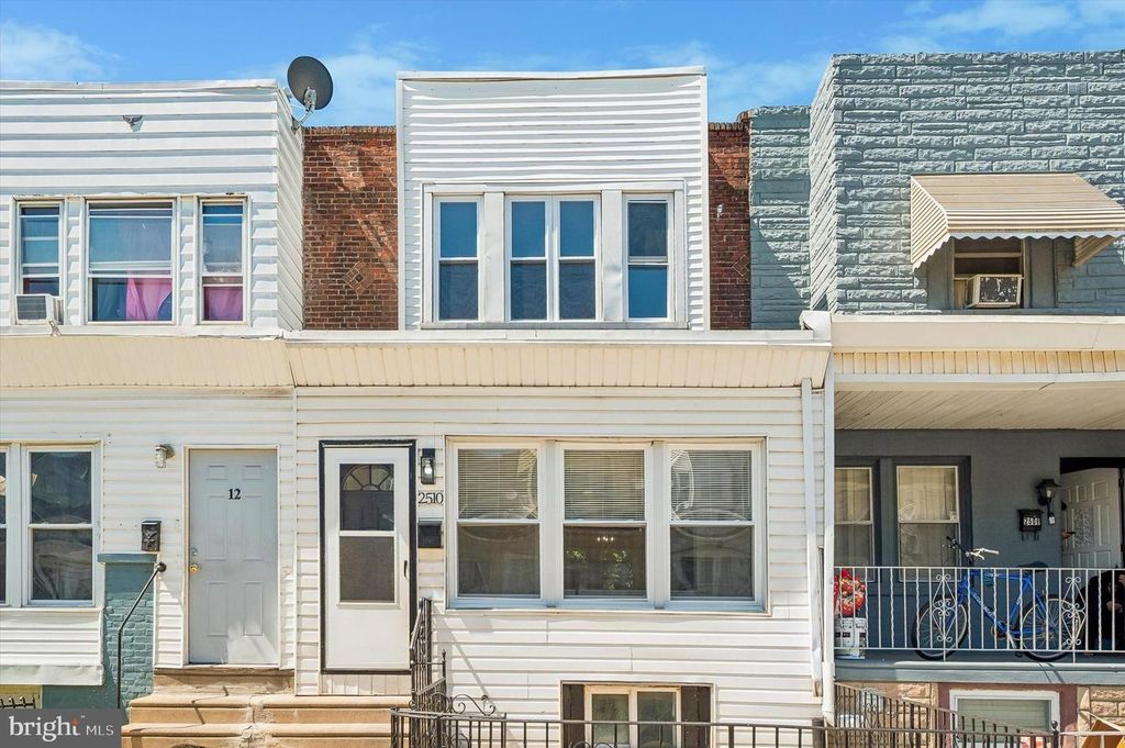 2510 S CARROLL ST, Philadelphia, PA 19142