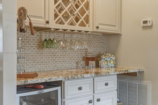 12640 SW 7th Pl, Davie, FL 33325