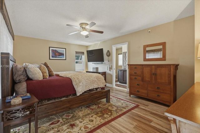 12640 SW 7th Pl, Davie, FL 33325