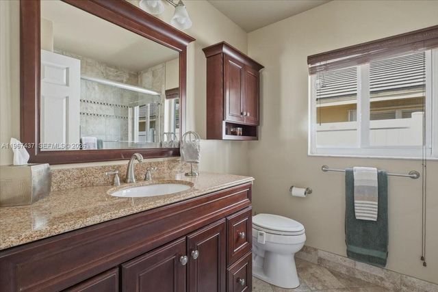 12640 SW 7th Pl, Davie, FL 33325