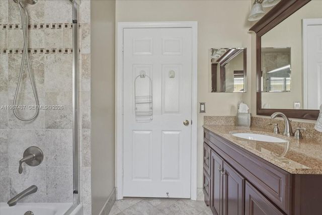 12640 SW 7th Pl, Davie, FL 33325