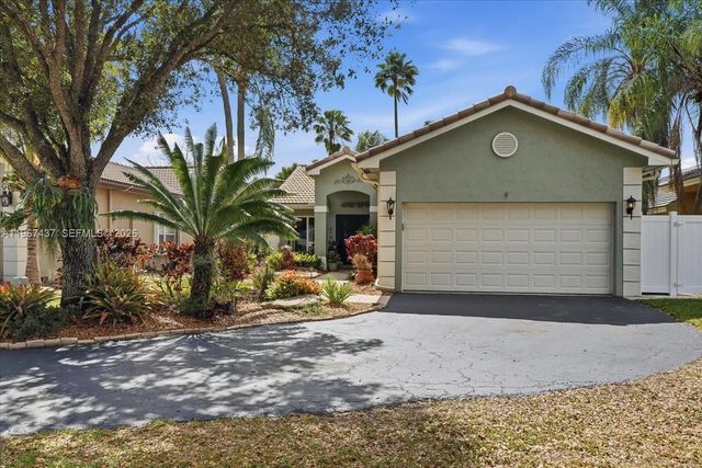 12640 SW 7th Pl, Davie, FL 33325