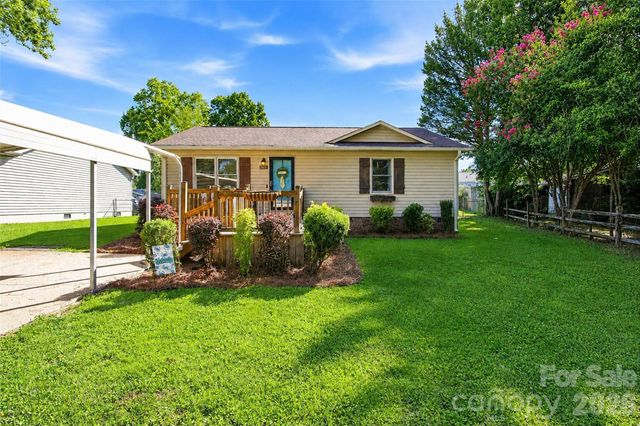 201-A Ewing Drive, Belmont, NC 28012