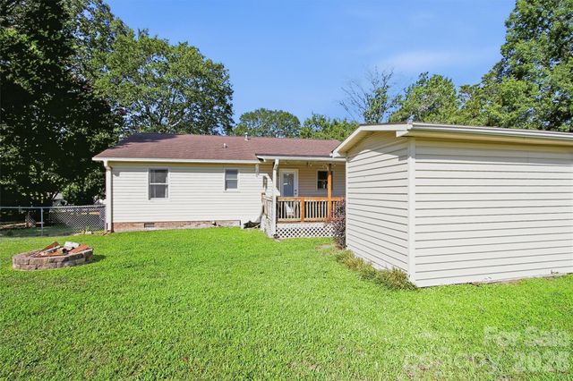 201-A Ewing Drive, Belmont, NC 28012