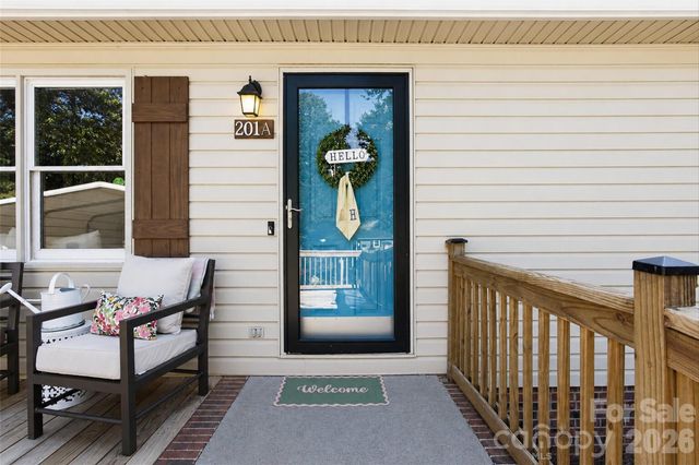 201-A Ewing Drive, Belmont, NC 28012