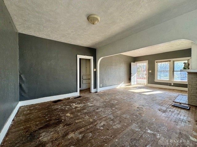 225 Elmhurst Road, Dayton, OH 45417