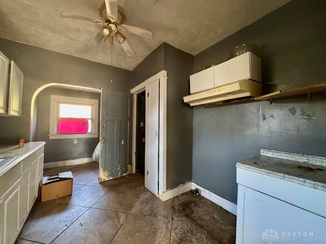 225 Elmhurst Road, Dayton, OH 45417