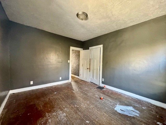 225 Elmhurst Road, Dayton, OH 45417