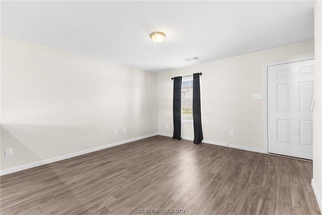 6044 Toby Bend, Bryan, TX 77807