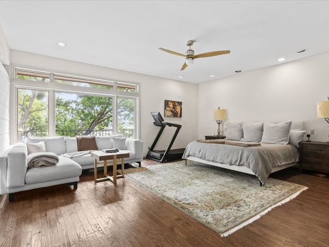 1509 Lakeview Court, Granbury, TX 76048