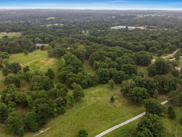 Buenning Lane, Decatur, AR 72722