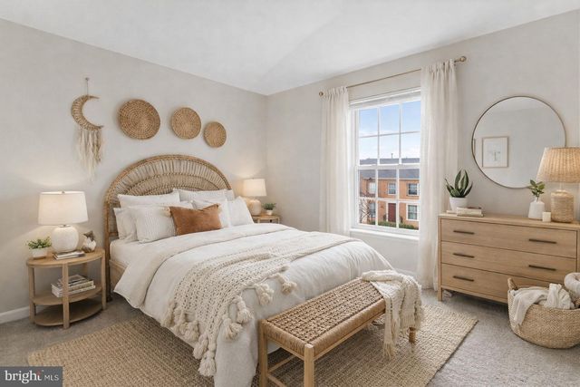 9725 CHESHIRE RIDGE CIR, Manassas, VA 20110