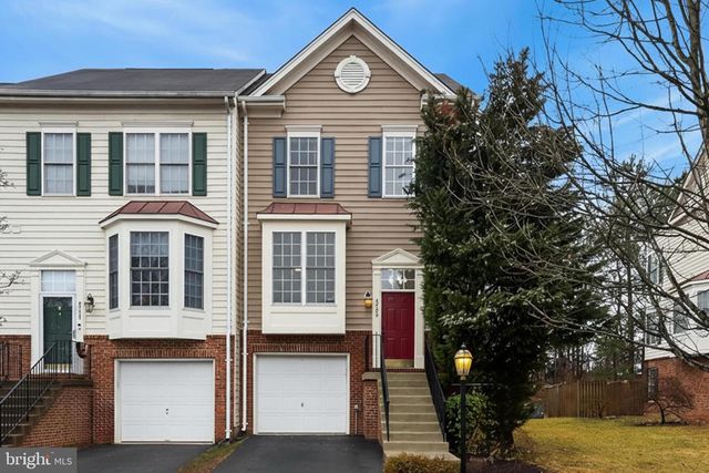 9725 CHESHIRE RIDGE CIR, Manassas, VA 20110