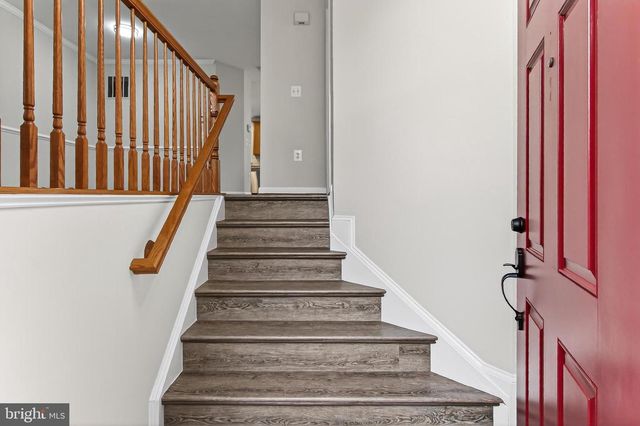 9725 CHESHIRE RIDGE CIR, Manassas, VA 20110