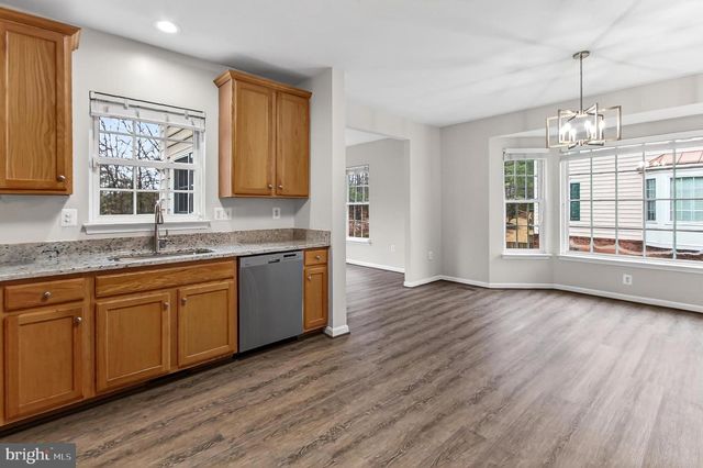 9725 CHESHIRE RIDGE CIR, Manassas, VA 20110