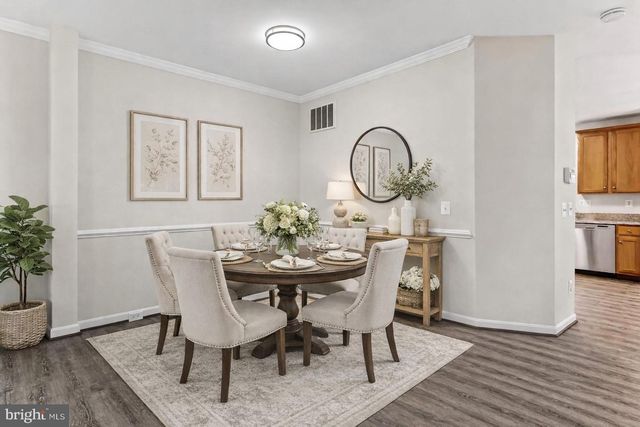 9725 CHESHIRE RIDGE CIR, Manassas, VA 20110