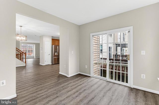 9725 CHESHIRE RIDGE CIR, Manassas, VA 20110