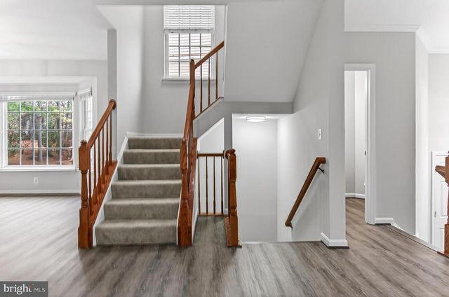 9725 CHESHIRE RIDGE CIR, Manassas, VA 20110