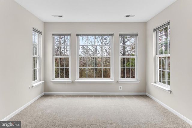 9725 CHESHIRE RIDGE CIR, Manassas, VA 20110